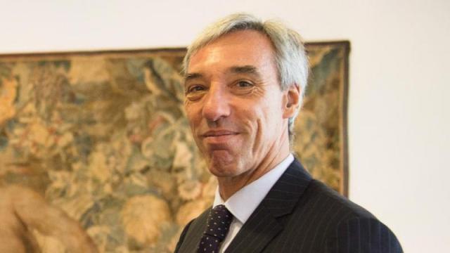 Ministro da Defesa Nacional na Terceira garante avanços na descontaminação da Praia 