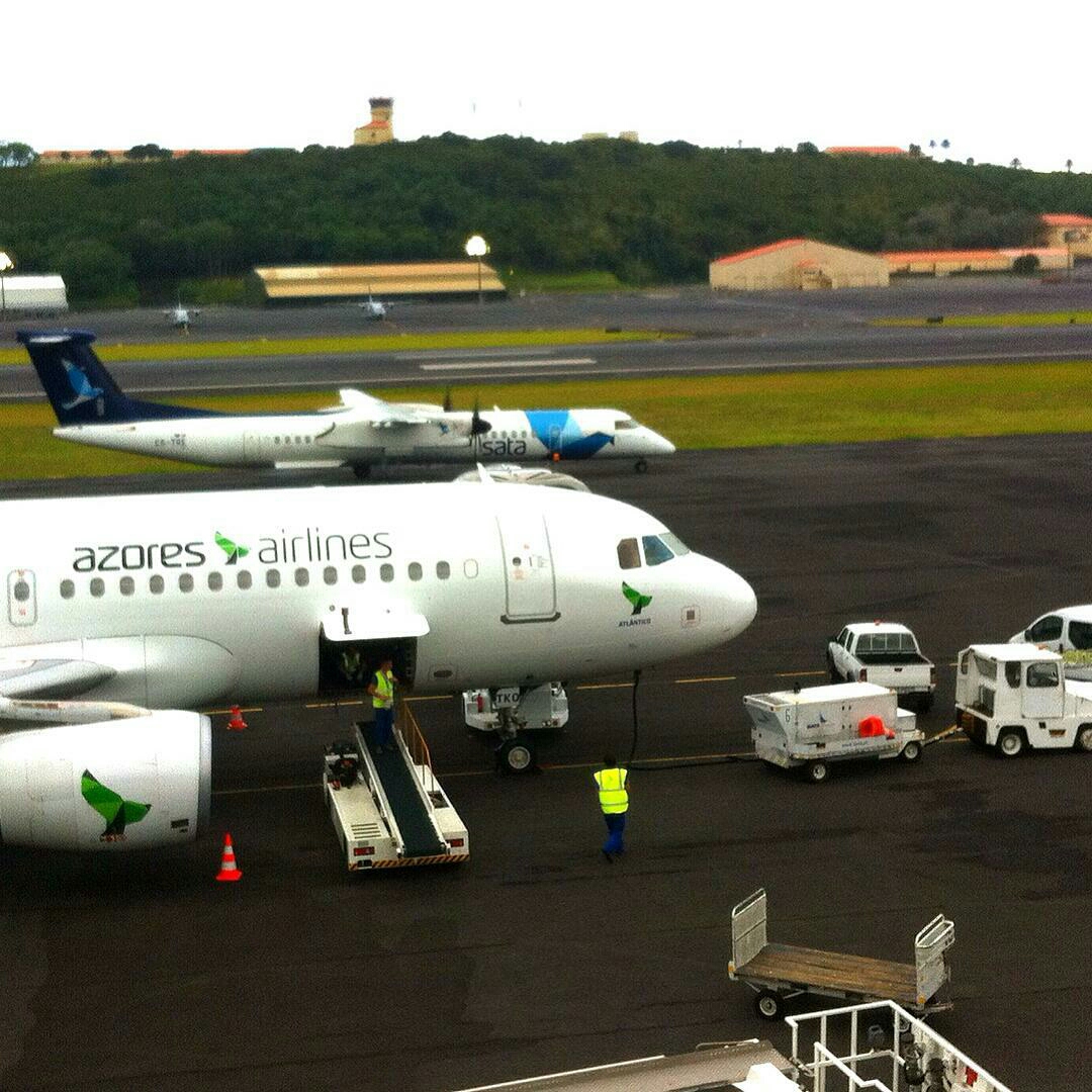 Empresários de São Miguel querem Azores Airlines e SATA Air Açores privatizadas